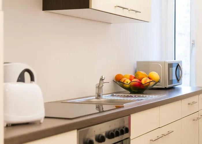 Spreewitz Am Kurfuerstendamm 3*