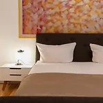 ホテル シュプリーヴィッツ アム クアフュルステンダム