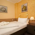 シュプリーヴィッツ アム クアフュルステンダム ホテル ベルリン