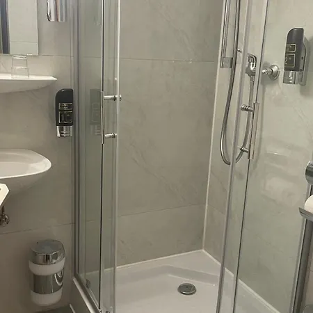 Spreewitz Am Kurfuerstendamm 3* Берлин