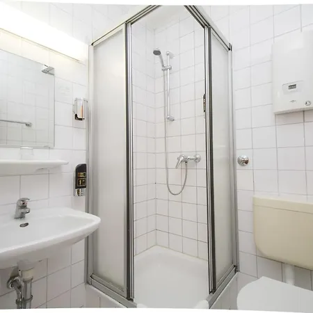 스프리위츠 암 쿠르퓌르스텐담 3* 베를린